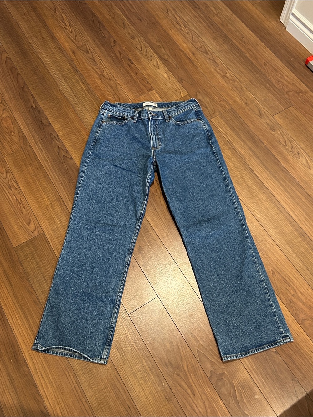 Abercrombie Curve Love Baggy Lo Rise Jeans